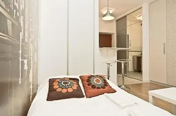 Goodnight Warsaw Apartments